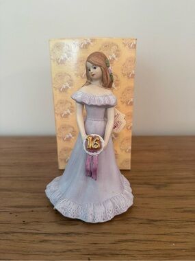 Enesco Growing Up Girls Age 16 Musical Figurine Brunette Sweet 16 Vintage w Box
